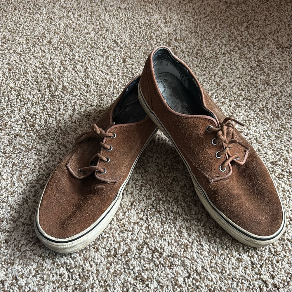 Classic Brown Men's Shoes